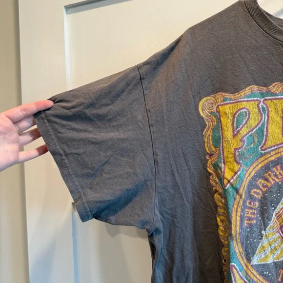 Gray Pink Floyd Graphic Tee - Picture 4 of 6